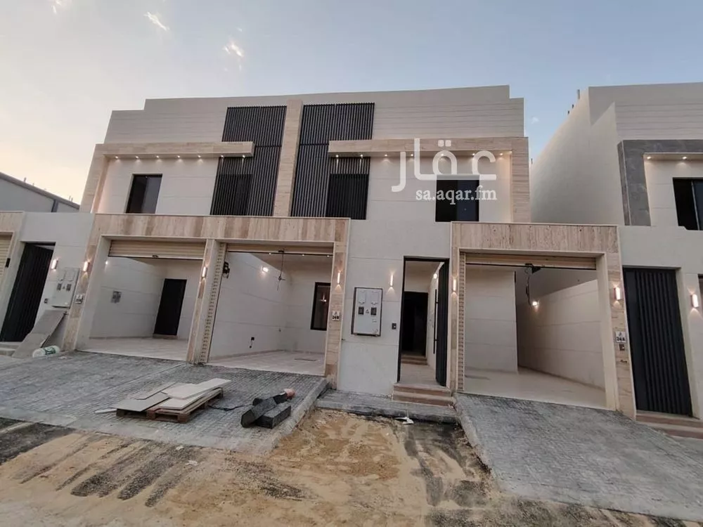 5 bedroom duplex in Okaz 2