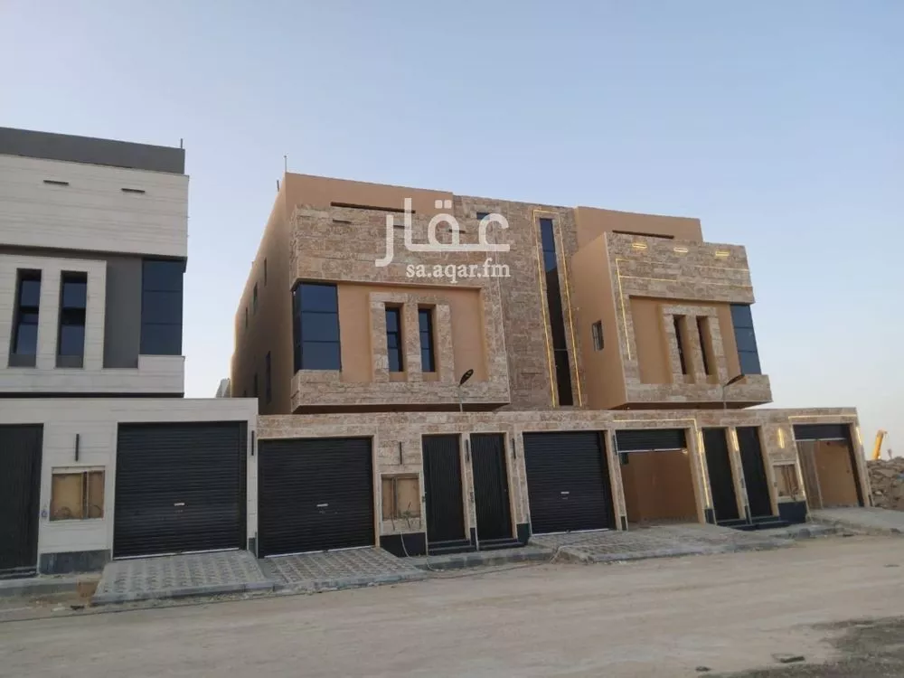 5 bedroom floor in Tuwaiq 3