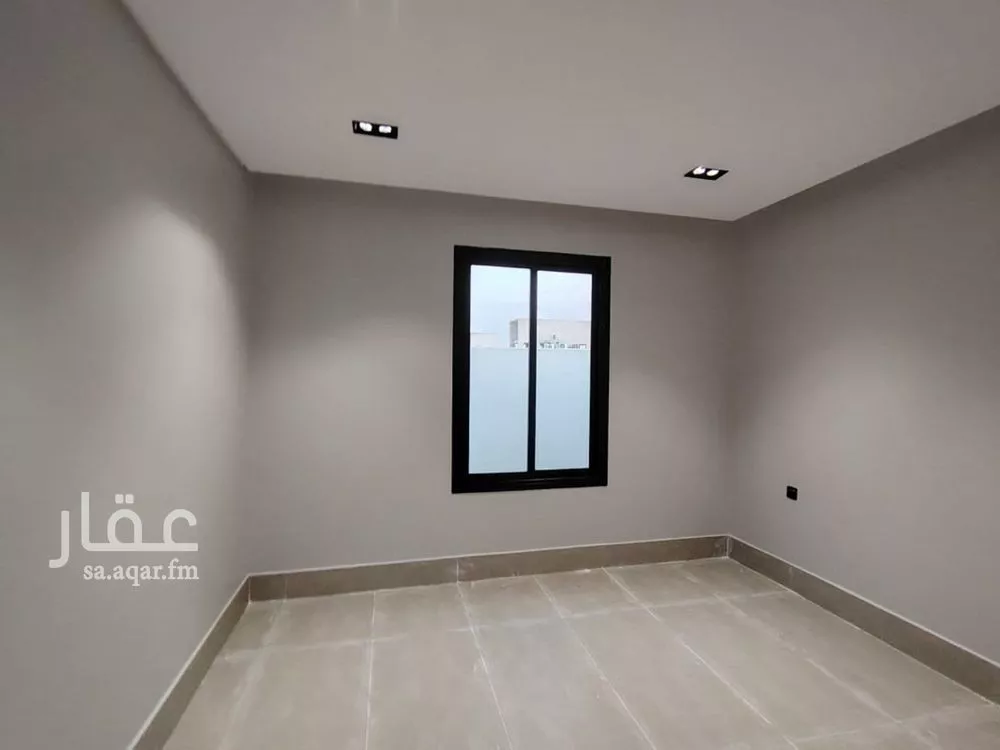 5 bedroom duplex in Okaz 4