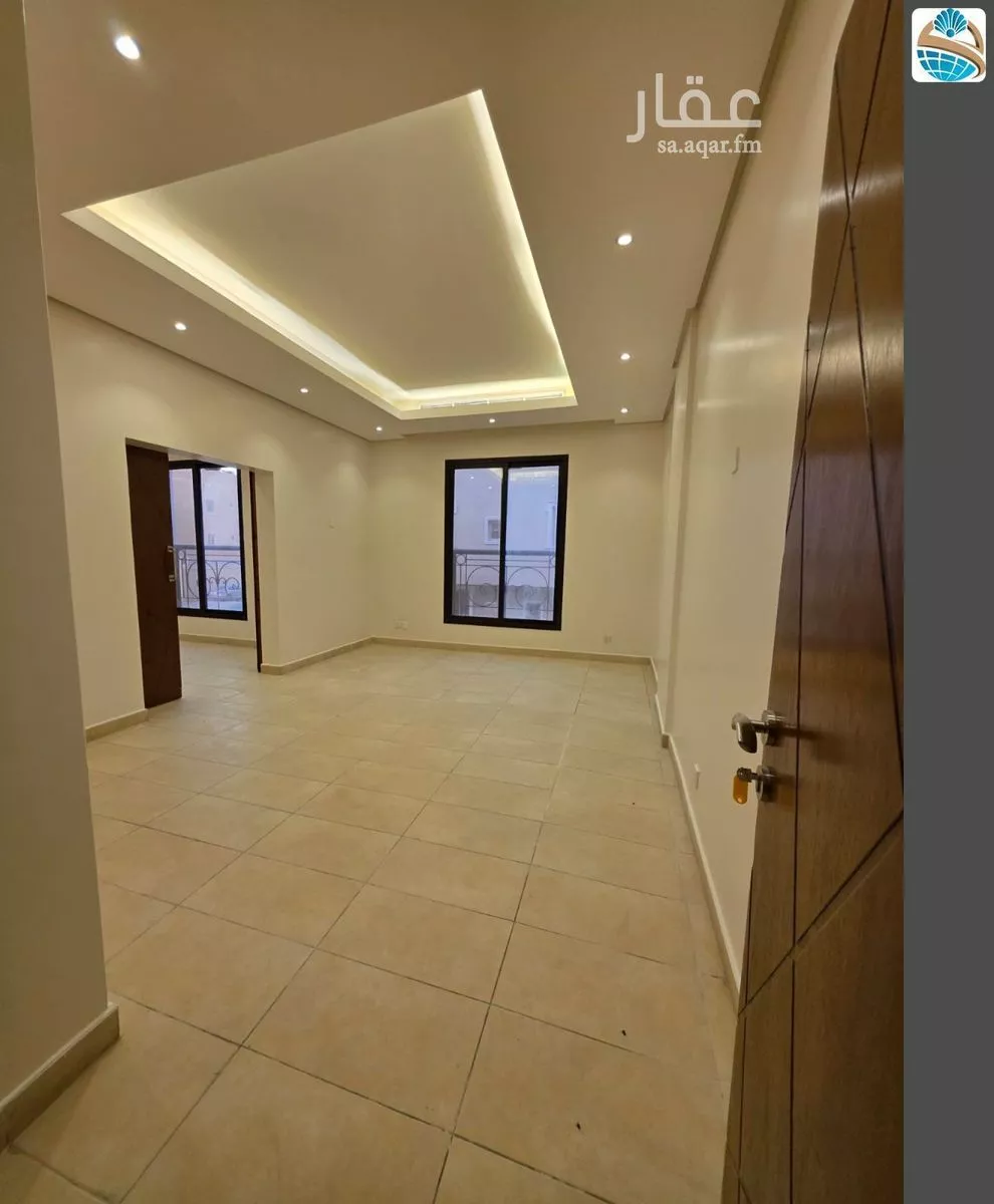 شقة 6 غرف في هجر 5