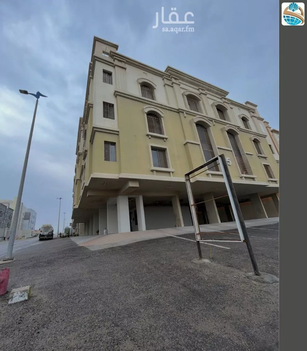 شقة 5 غرف في هجر