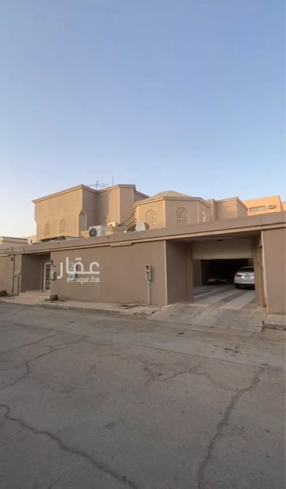 فيلا 10 غرف في الخليج