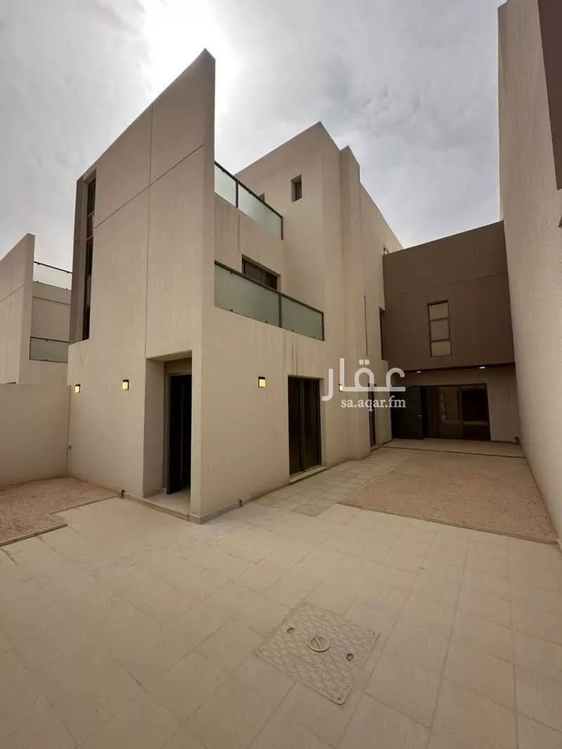 5 bedroom villa in Riyadh 3
