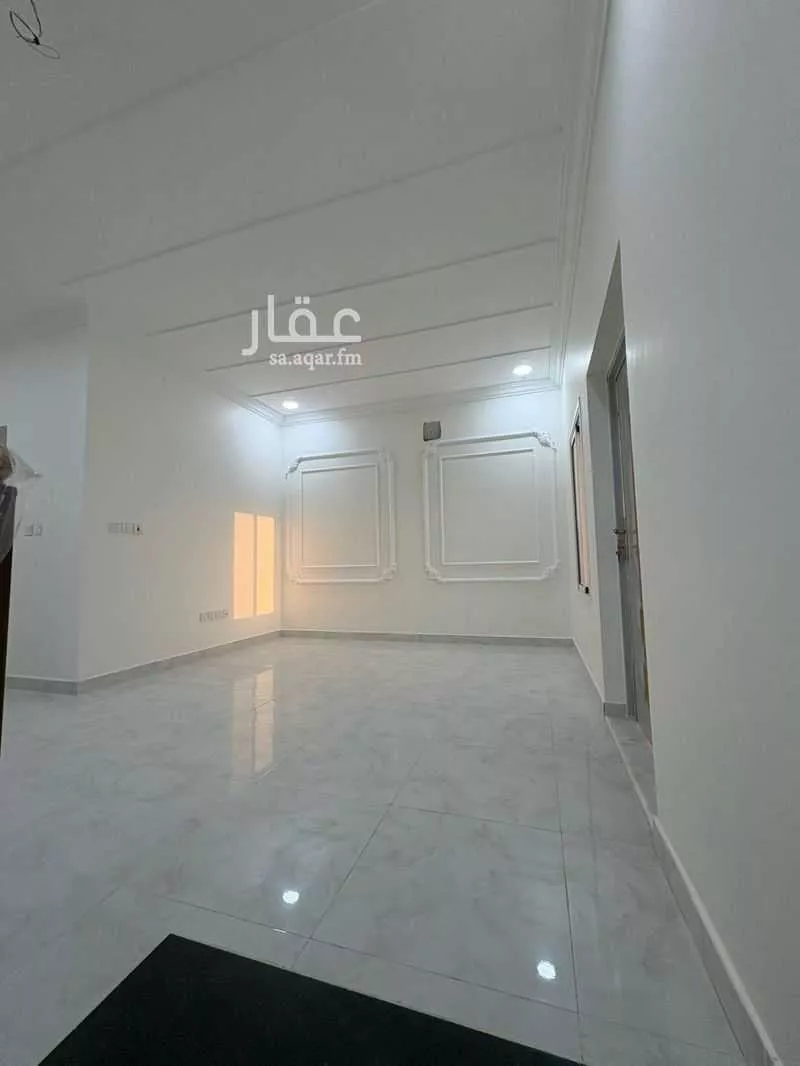 8 bedroom villa in Al Khuzama, Eastern Province 20