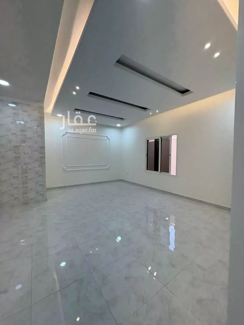8 bedroom villa in Al Khuzama, Eastern Province 8