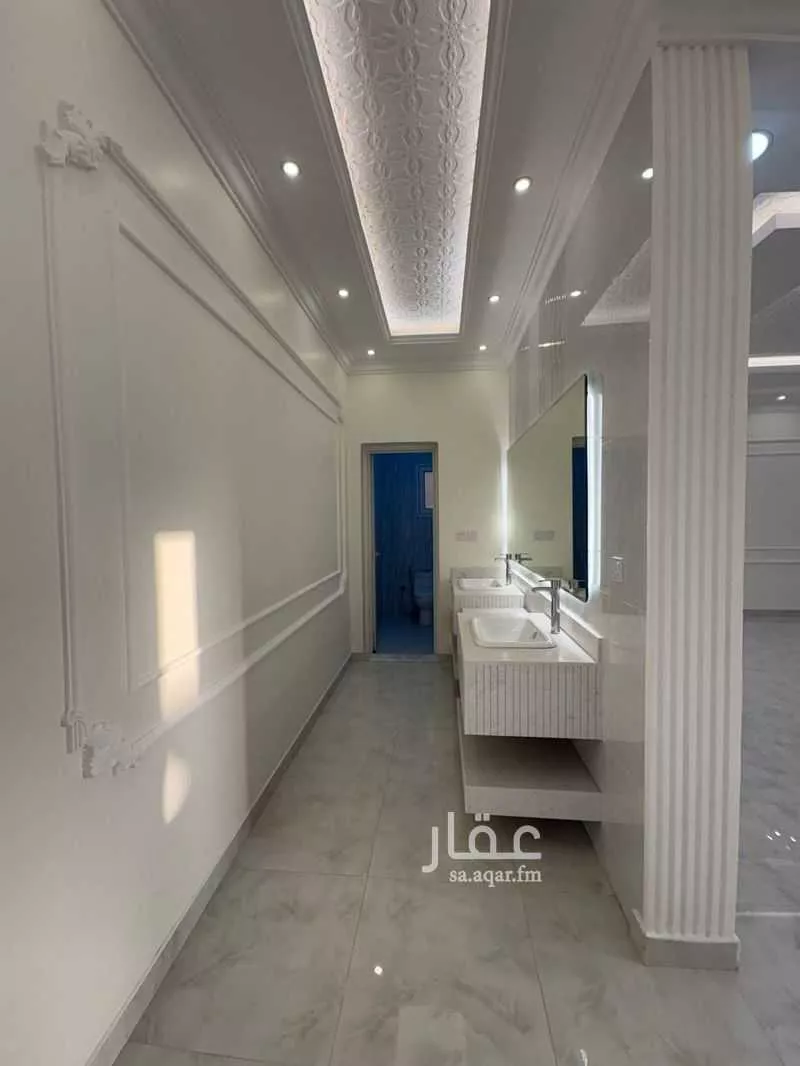 8 bedroom villa in Al Khuzama, Eastern Province 6