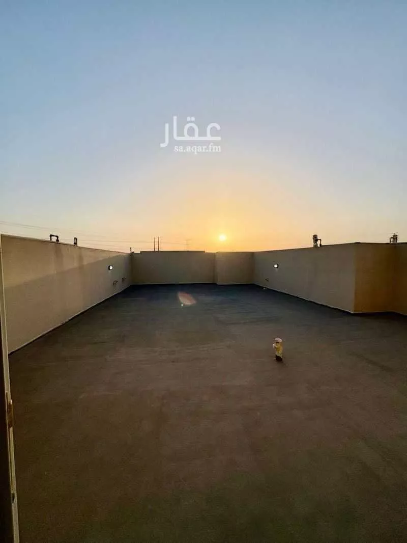 8 bedroom villa in Al Khuzama, Eastern Province 12