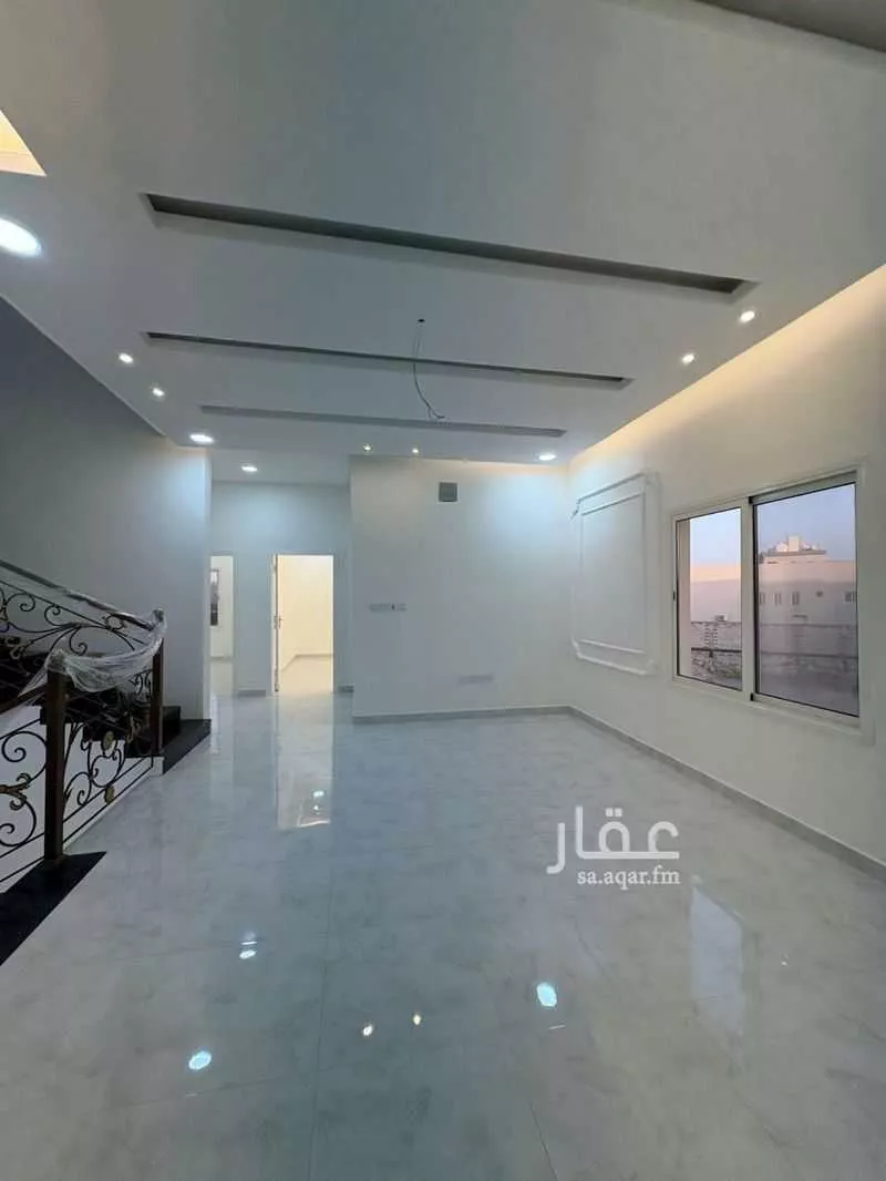 8 bedroom villa in Al Khuzama, Eastern Province 16