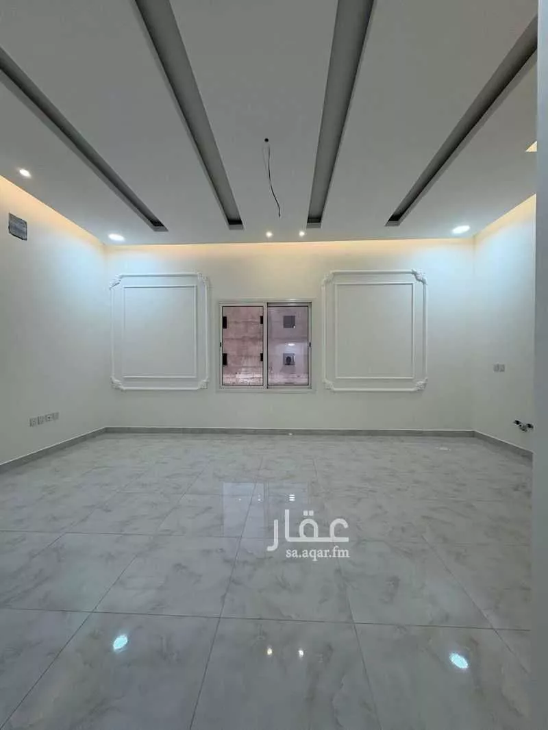 8 bedroom villa in Al Khuzama, Eastern Province 9