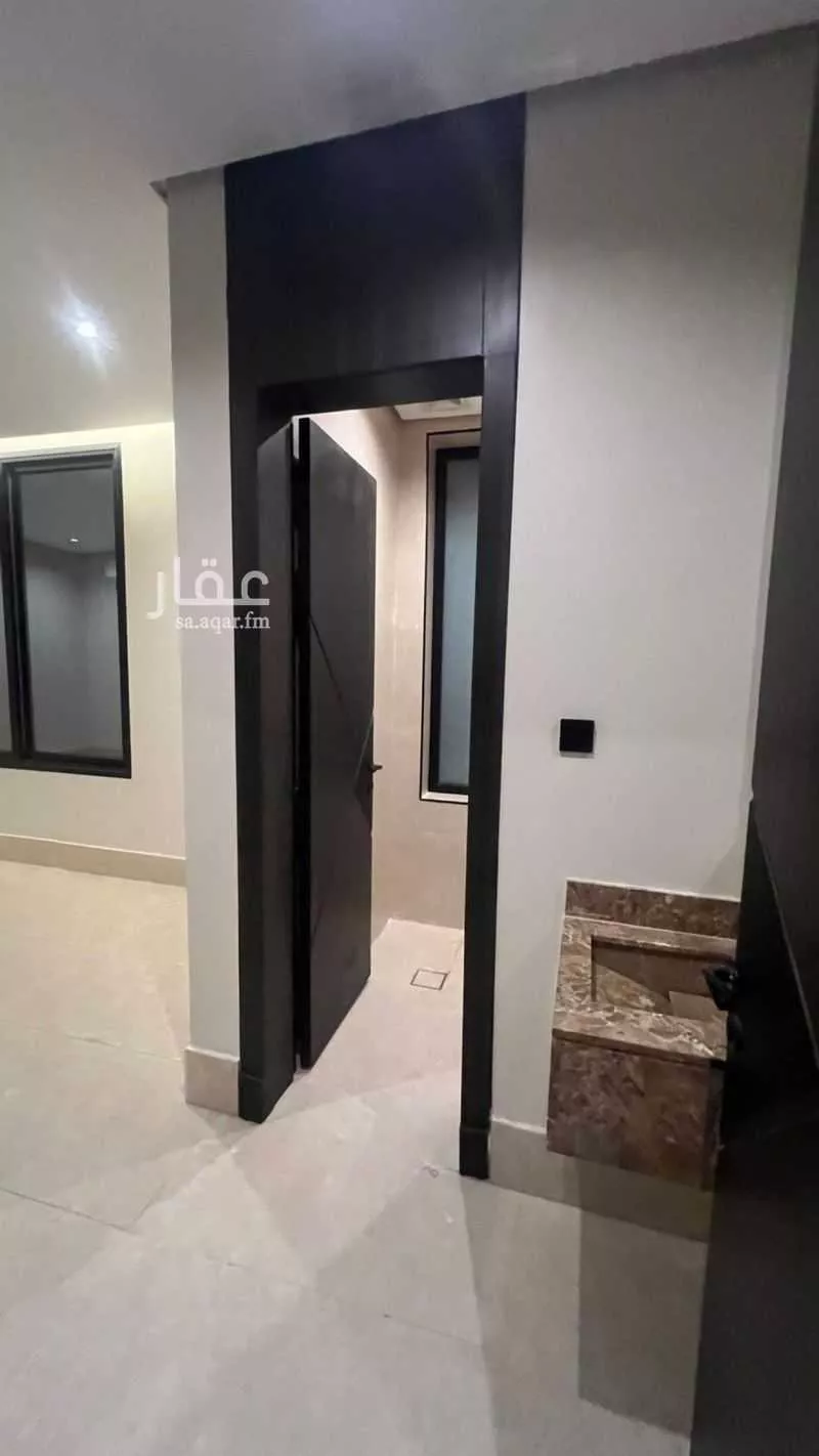 شقة 4 غرف في الحمرا 2