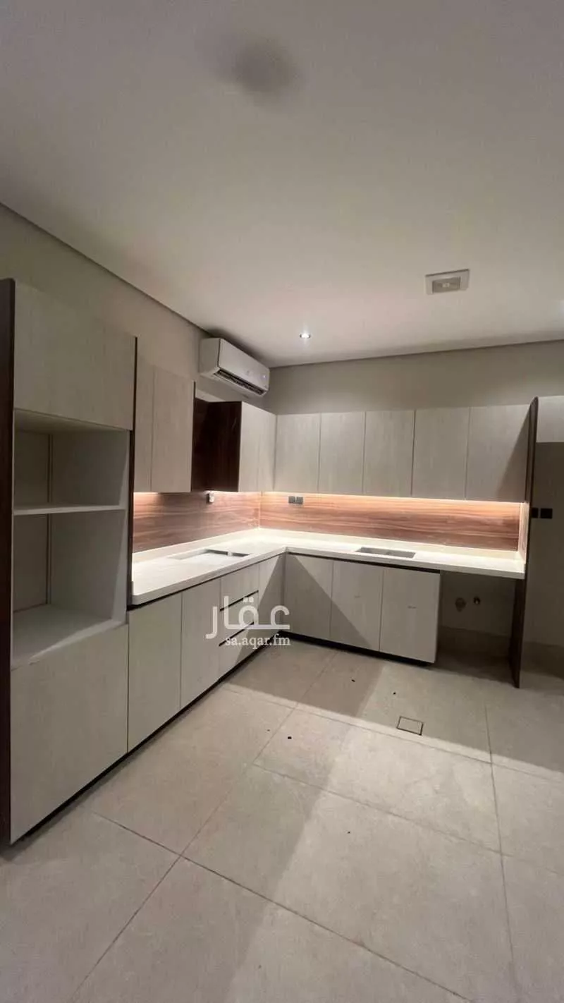 شقة 4 غرف في الحمرا 3