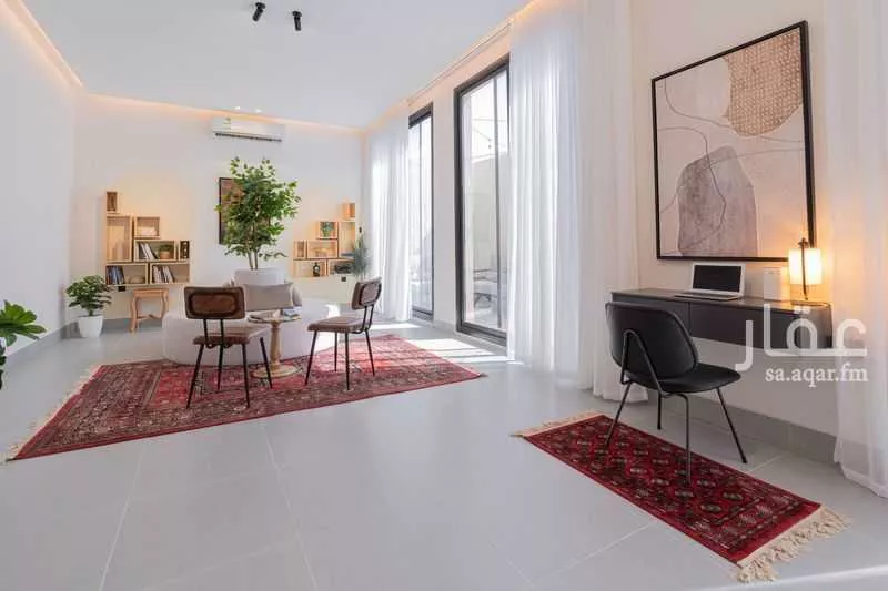 شقة 3 غرف في الملقا 5