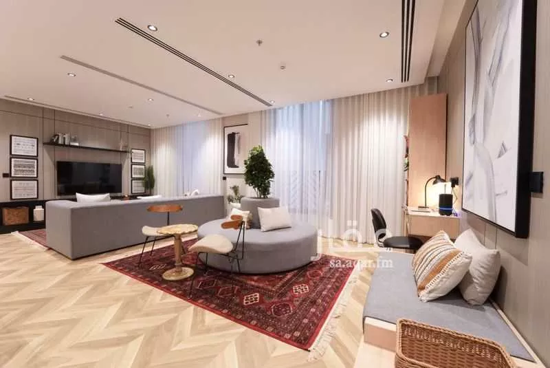 شقة 4 غرف في الملقا 2