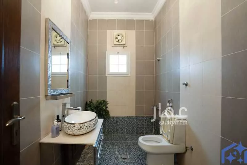 فيلا 8 غرف في البساتين، جدة 13