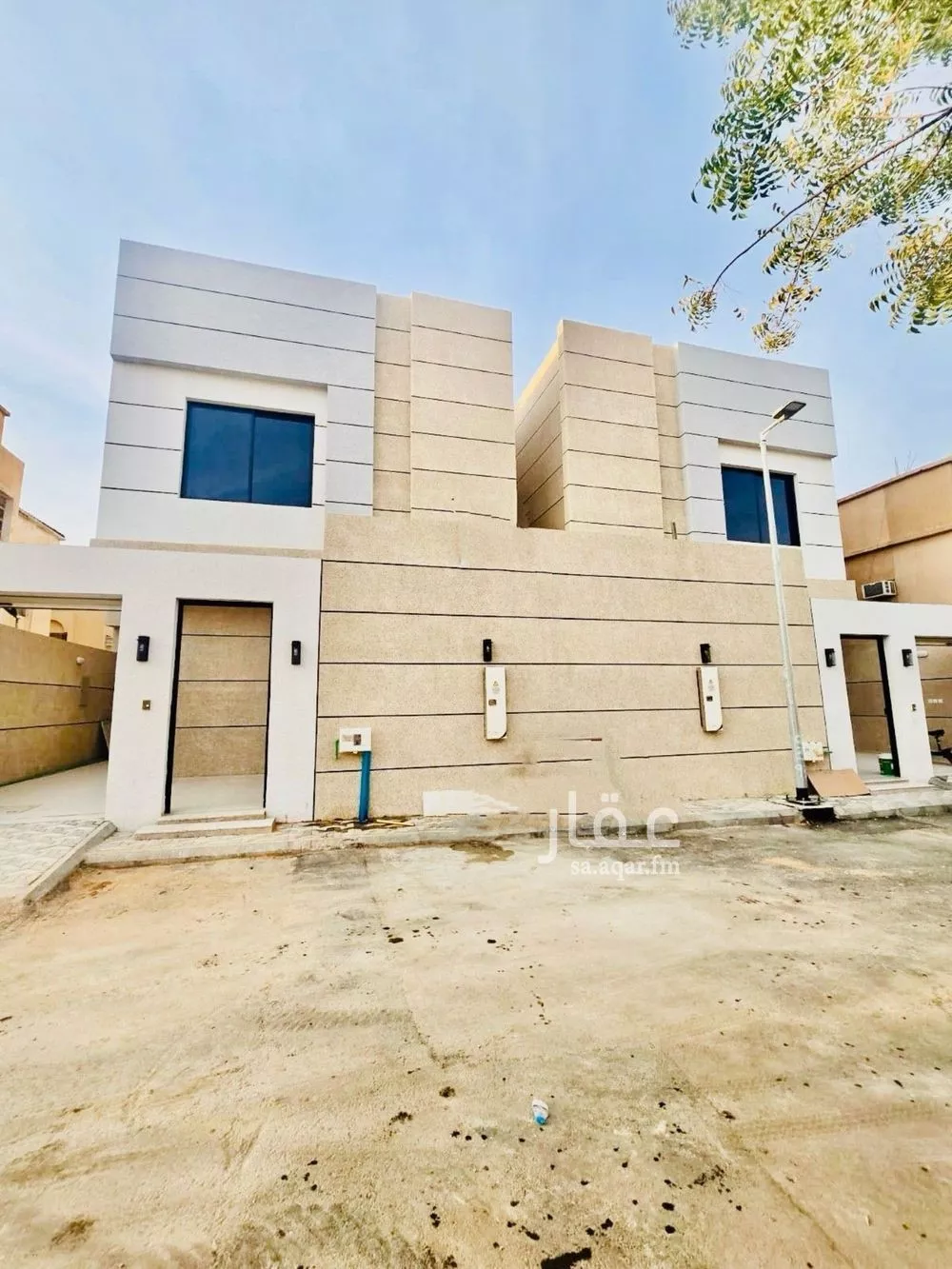 6 bedroom villa in Al Zahrah 1
