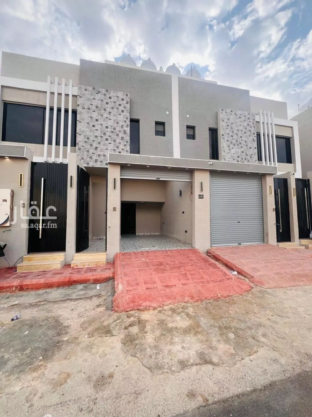 فيلا 4 غرف في طيبة 2