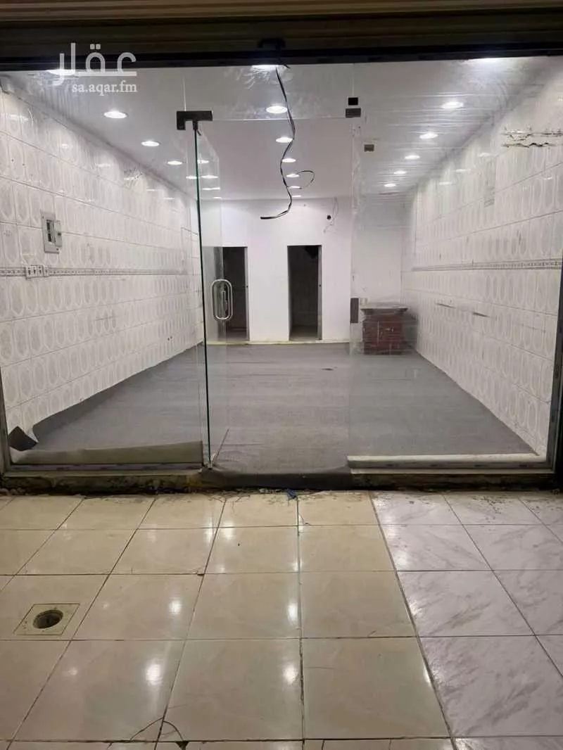 عمارة 2233 م² في سلطانة