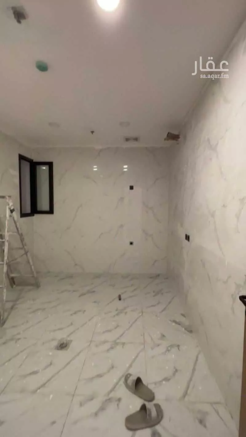 شقة 7 غرف في الامير محمد بن سعود 5