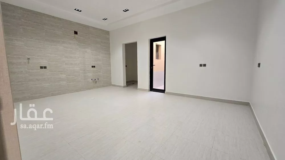 فيلا 5 غرف في الرمال 3