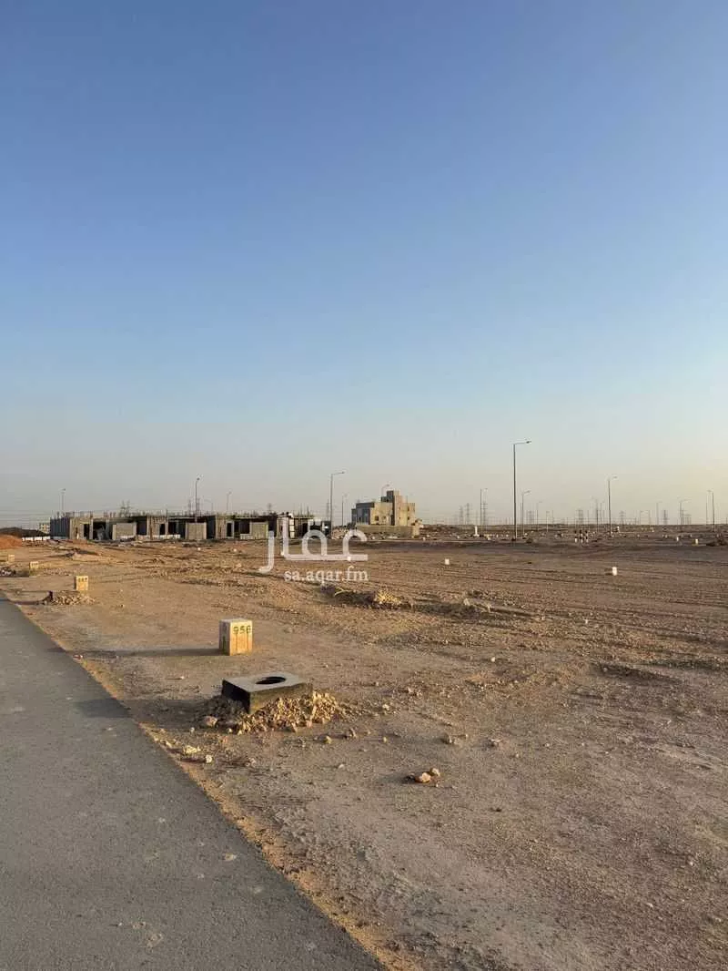 أرض 270 م² في الشرق 2