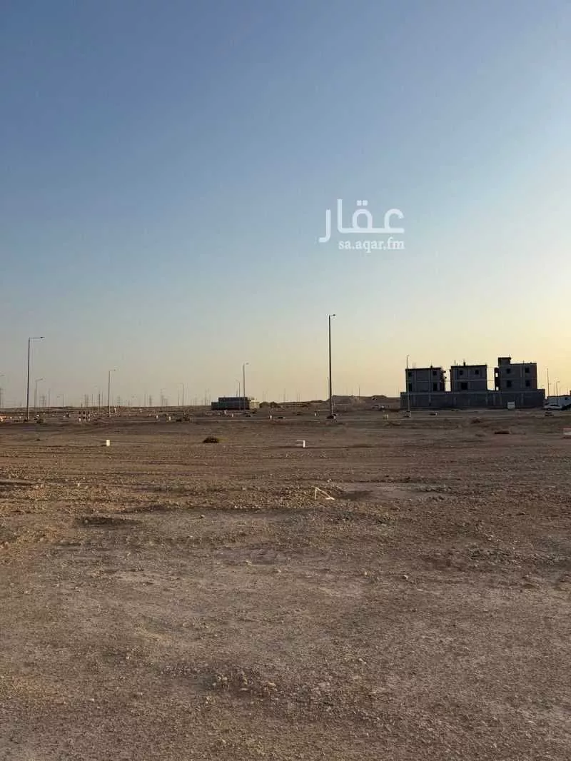 أرض 270 م² في الشرق 3