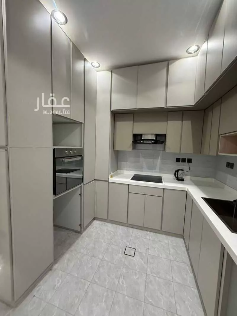 2 bedroom apartment in Bryman, Jeddah 6