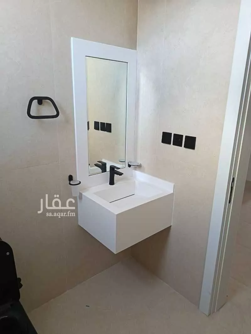 4 bedroom villa in Al Olaya, Riyadh 15