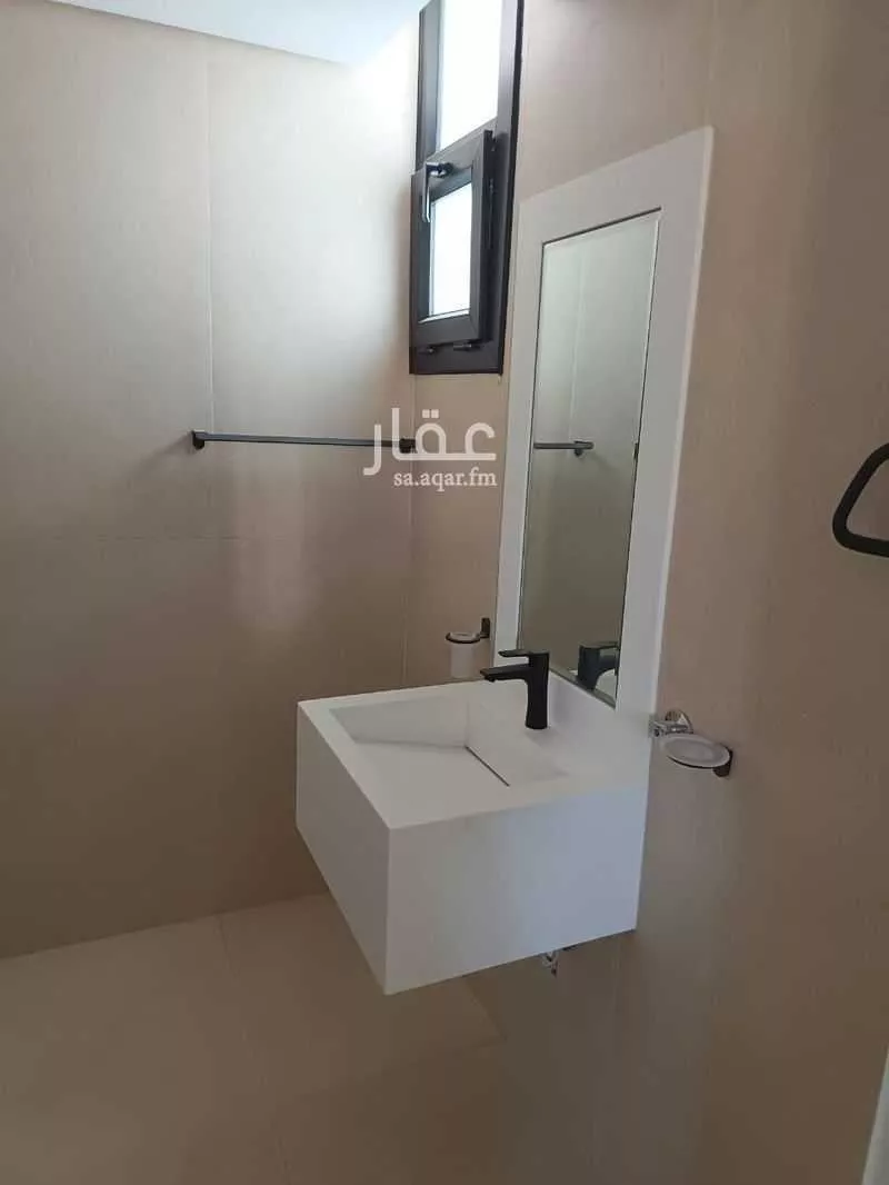 4 bedroom villa in Al Olaya, Riyadh 18