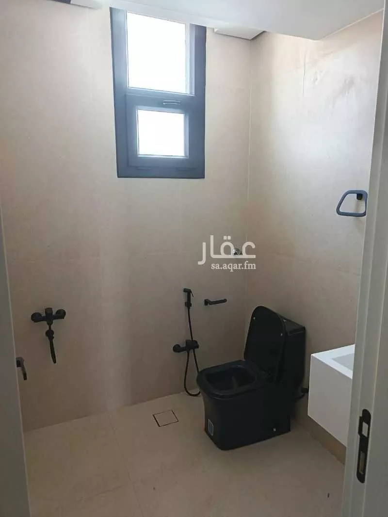 4 bedroom villa in Al Olaya, Riyadh 13