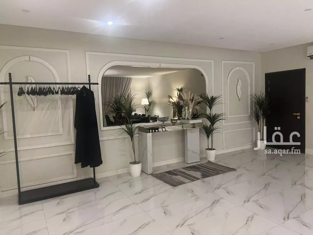 فيلا 7 غرف في الروضة 5