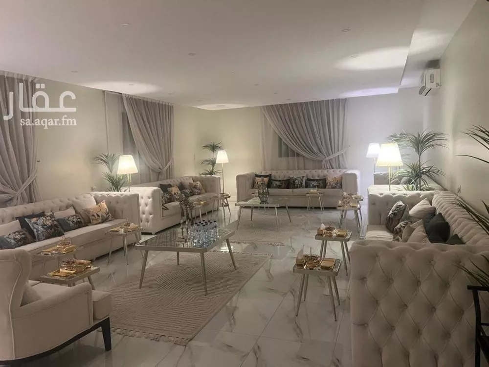 فيلا 7 غرف في الروضة 3