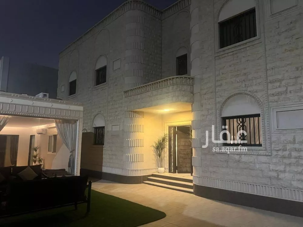 فيلا 7 غرف في الروضة 1