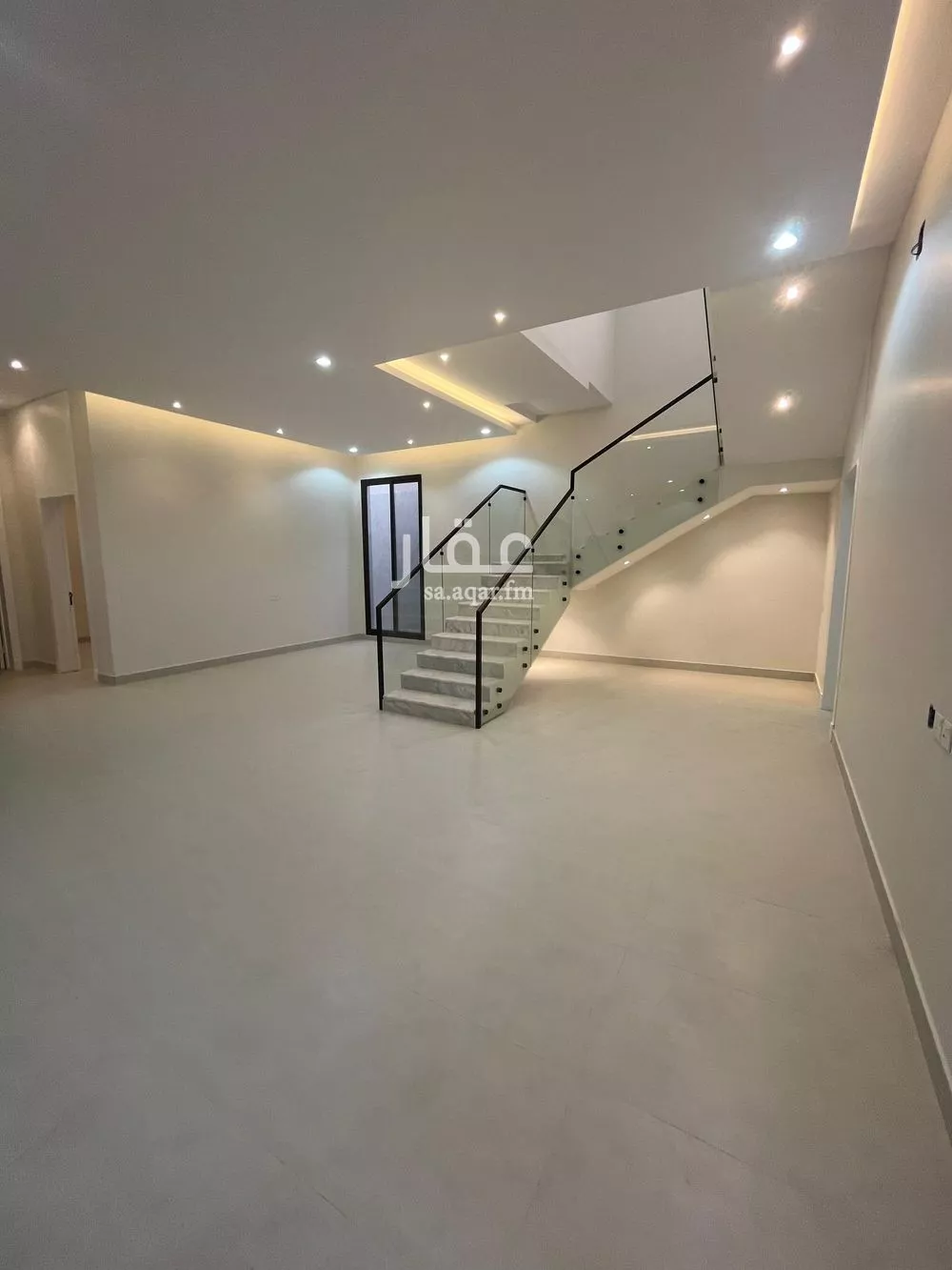 4 bedroom villa in Al Janadriyah 5