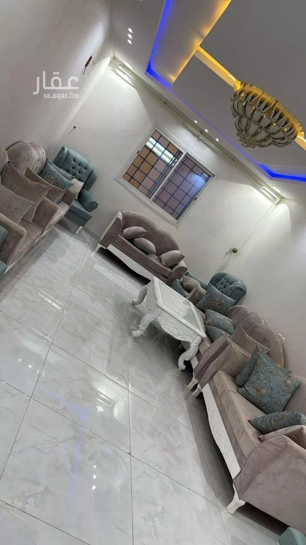 5 bedroom villa in Al Janadriyah 2