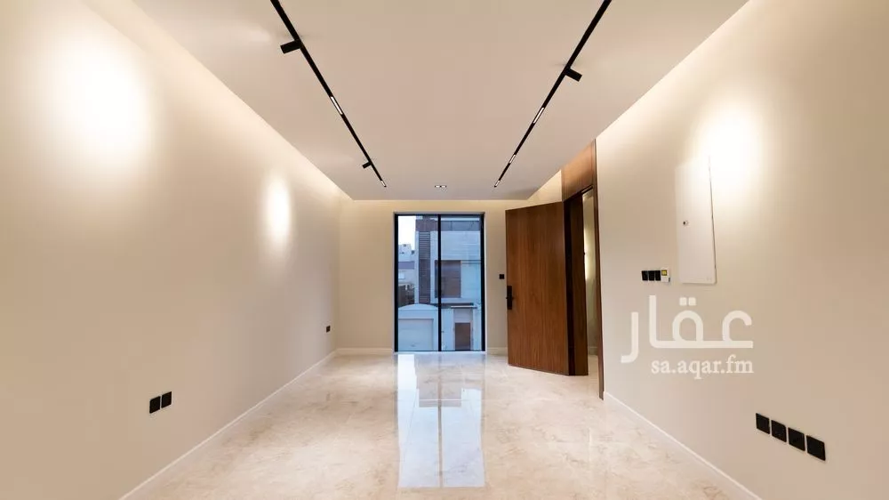 دور 3 غرف في العارض 3