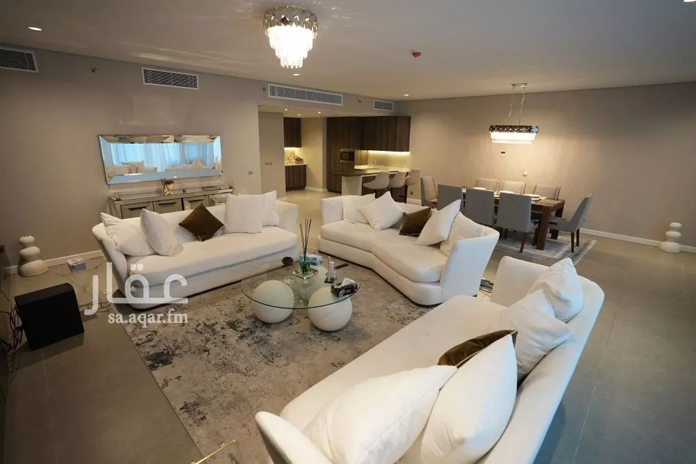 4 bedroom apartment in Al Olaya 1
