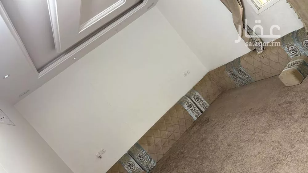 5 bedroom villa in Al Janadriyah 5