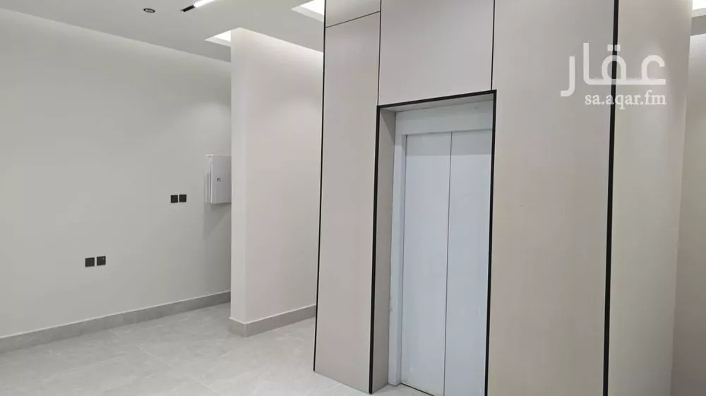 6 bedroom villa in Al Yarmouk 5