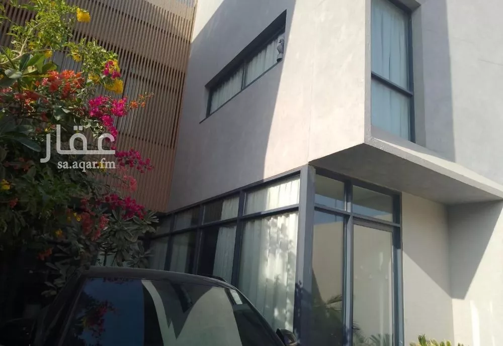 4 bedroom villa in Al Aridh 1