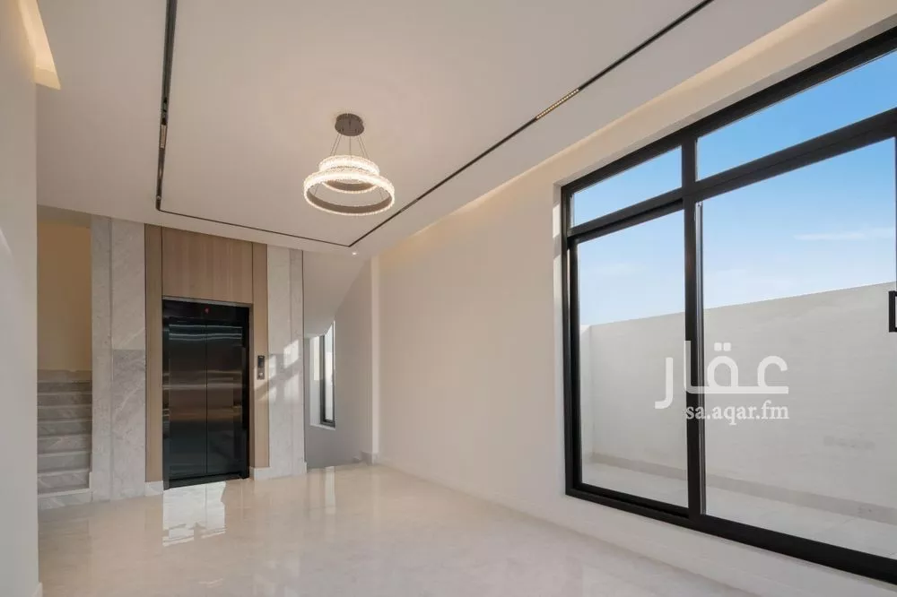 8 bedroom villa in Al Aqiq, Riyadh 9