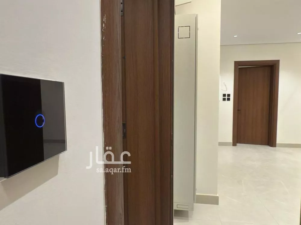 فيلا 5 غرف في الملقا 5