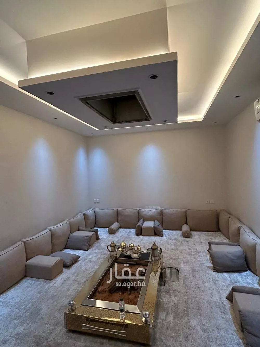 فيلا 5 غرف في النرجس 4