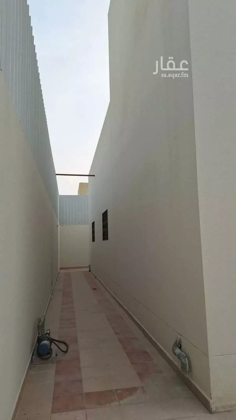 5 bedroom villa in As Sawari 3