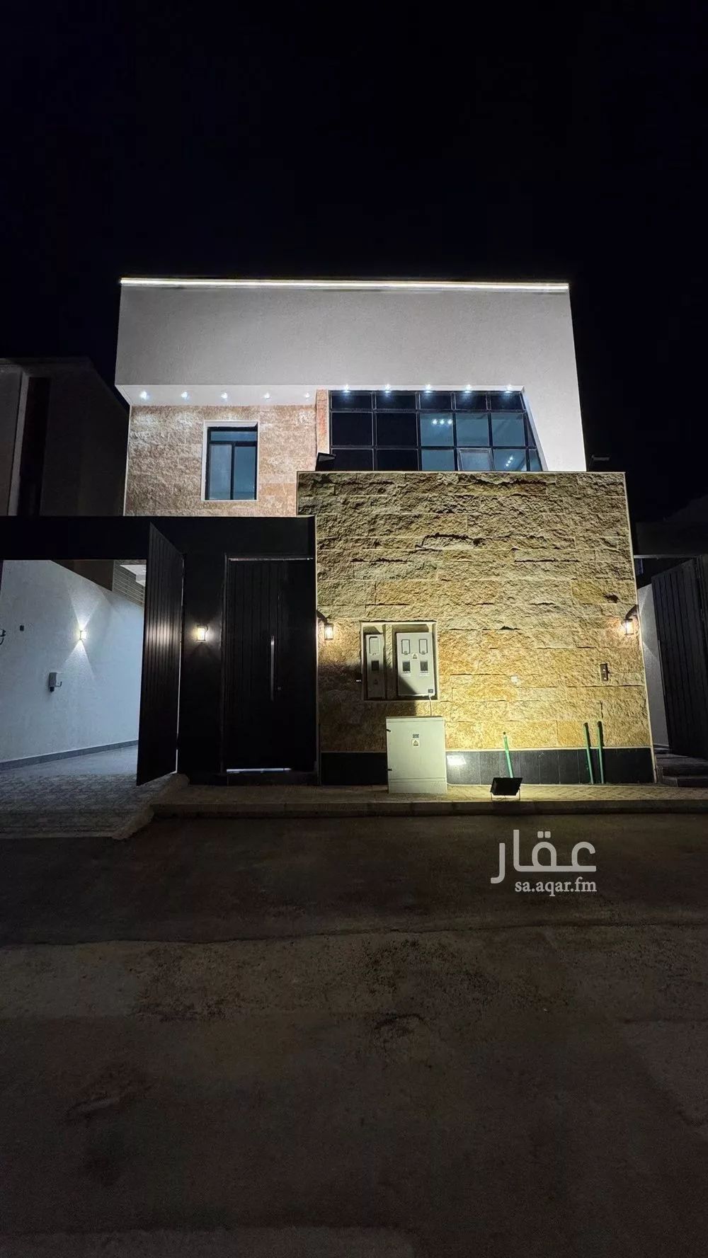 فيلا 8 غرف في الرمال 1