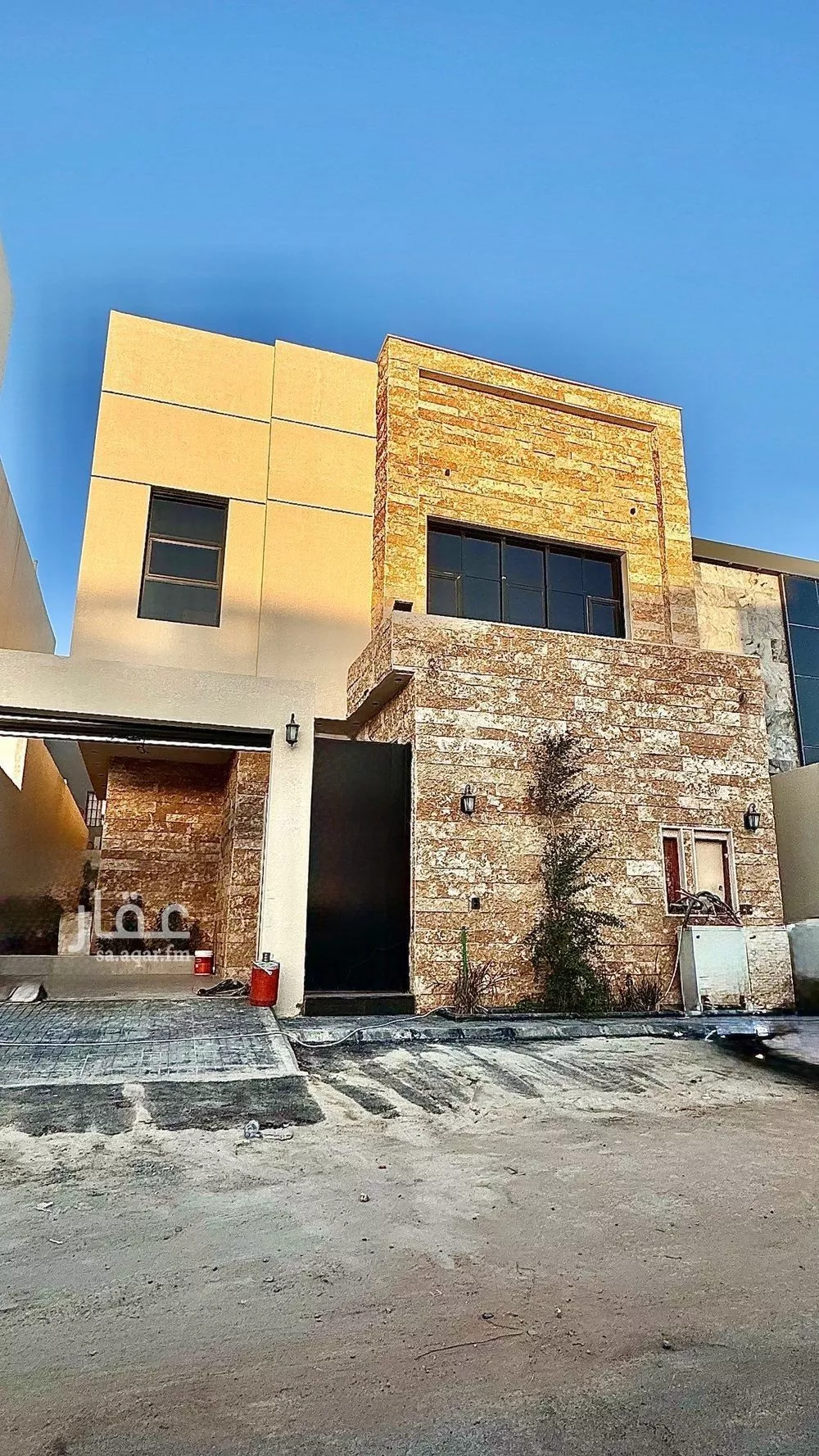 فيلا 9 غرف في الرمال 1