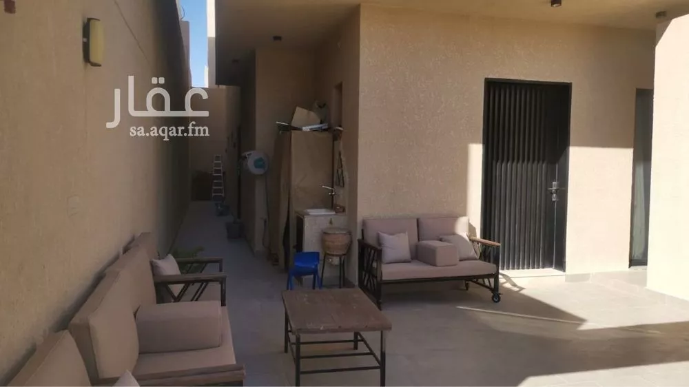 فيلا 4 غرف في النرجس 3