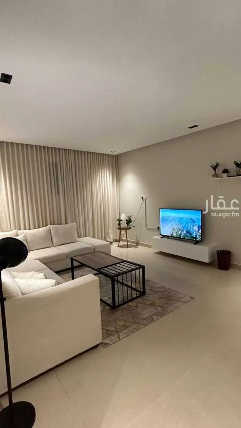 شقة 1 غرف في الملقا 4