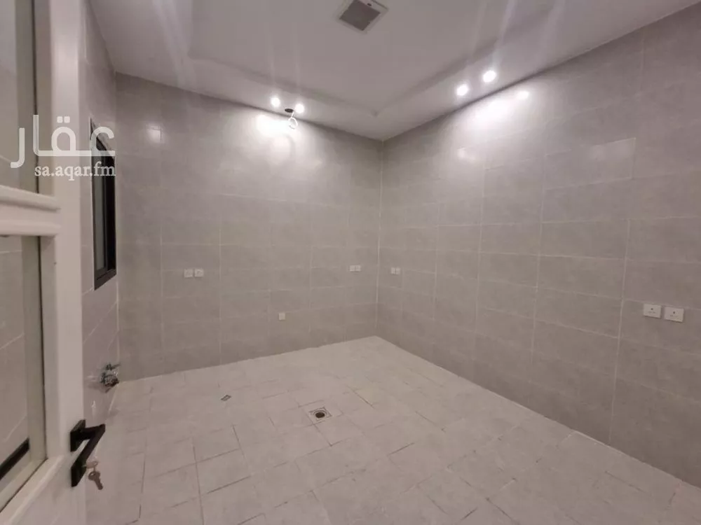 دور 5 غرف في عكاظ 5