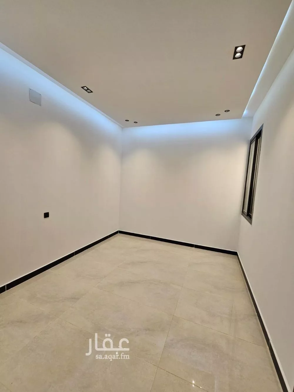 4 bedroom floor in Al Hazm 5