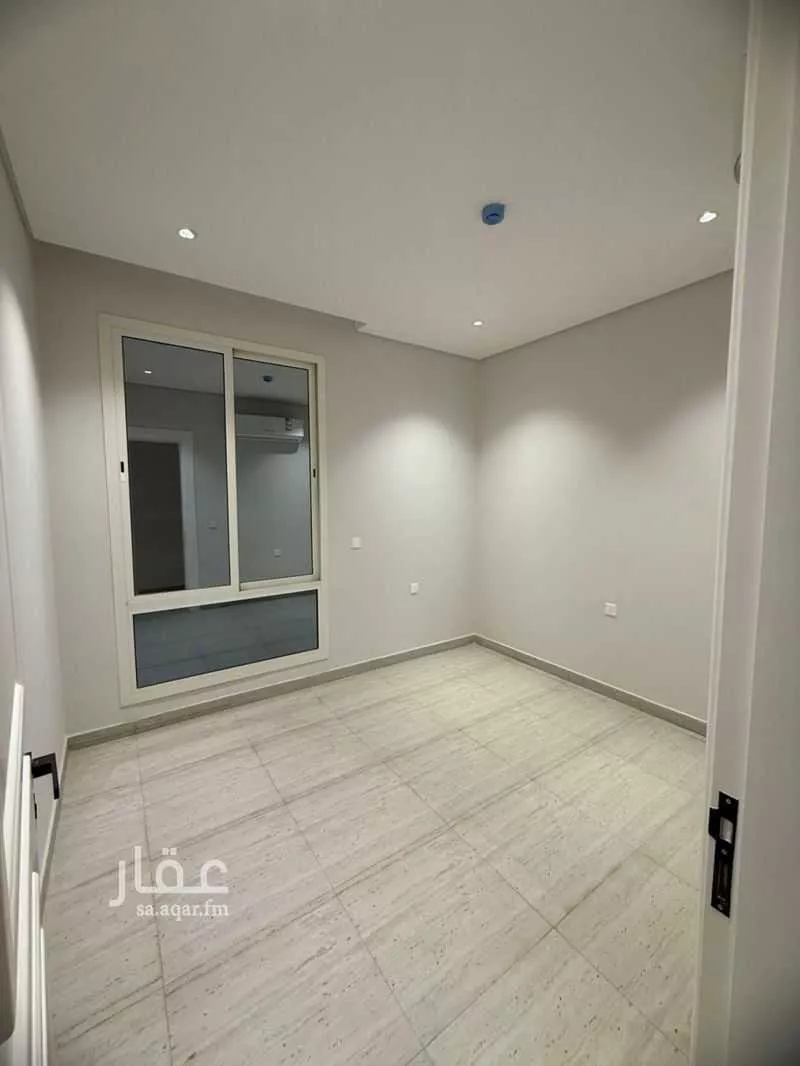 شقة 3 غرف في العارض 3